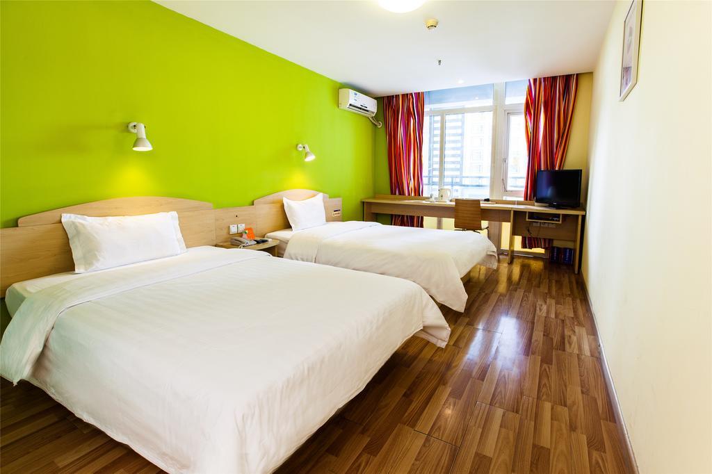 7Days Inn Guangzhou Tianhe Tianpingjia Subway Station Экстерьер фото